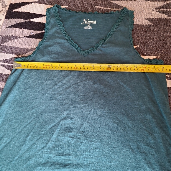 Natural Reflections Sz M Aqua Green Tank Top - Picture 4 of 5